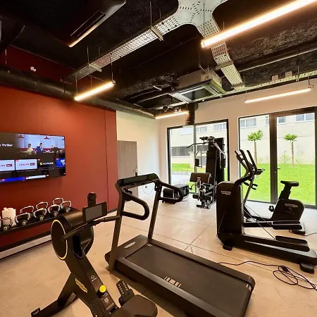 Apartment We Live Sharies B303 *